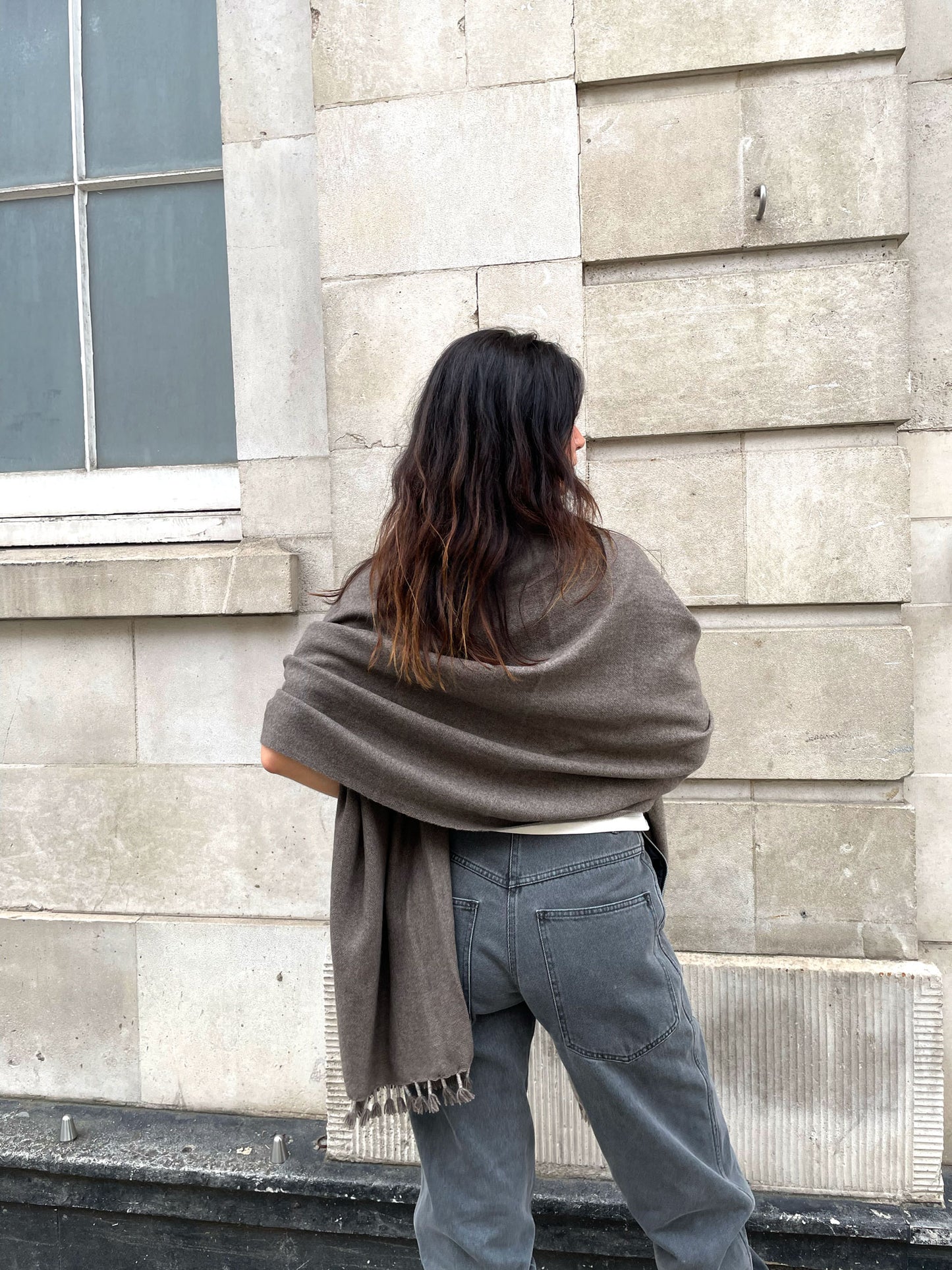 OMBREY THROW SCARF TAUPE