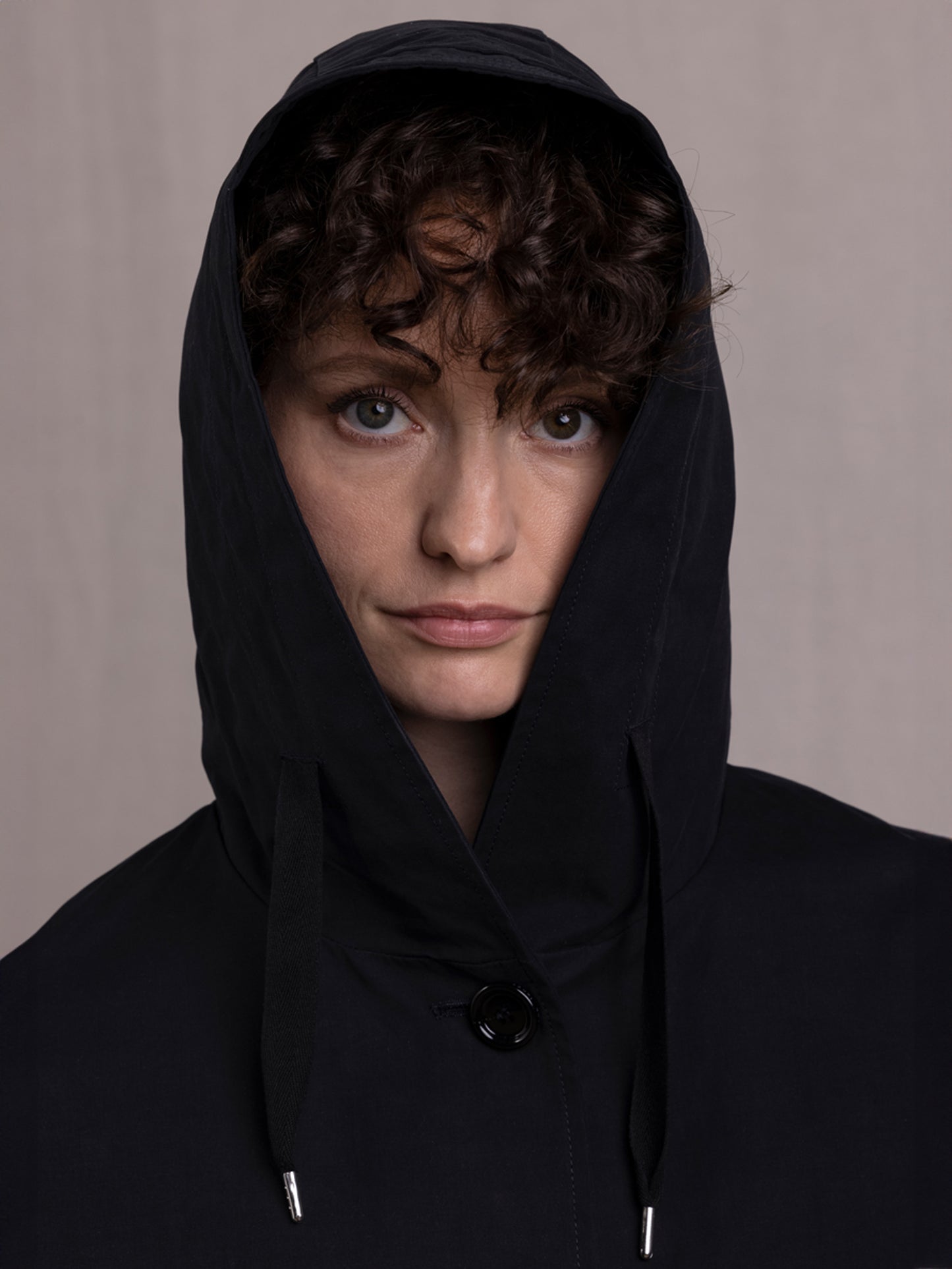 PROPORTION COAT HOODED BLACK