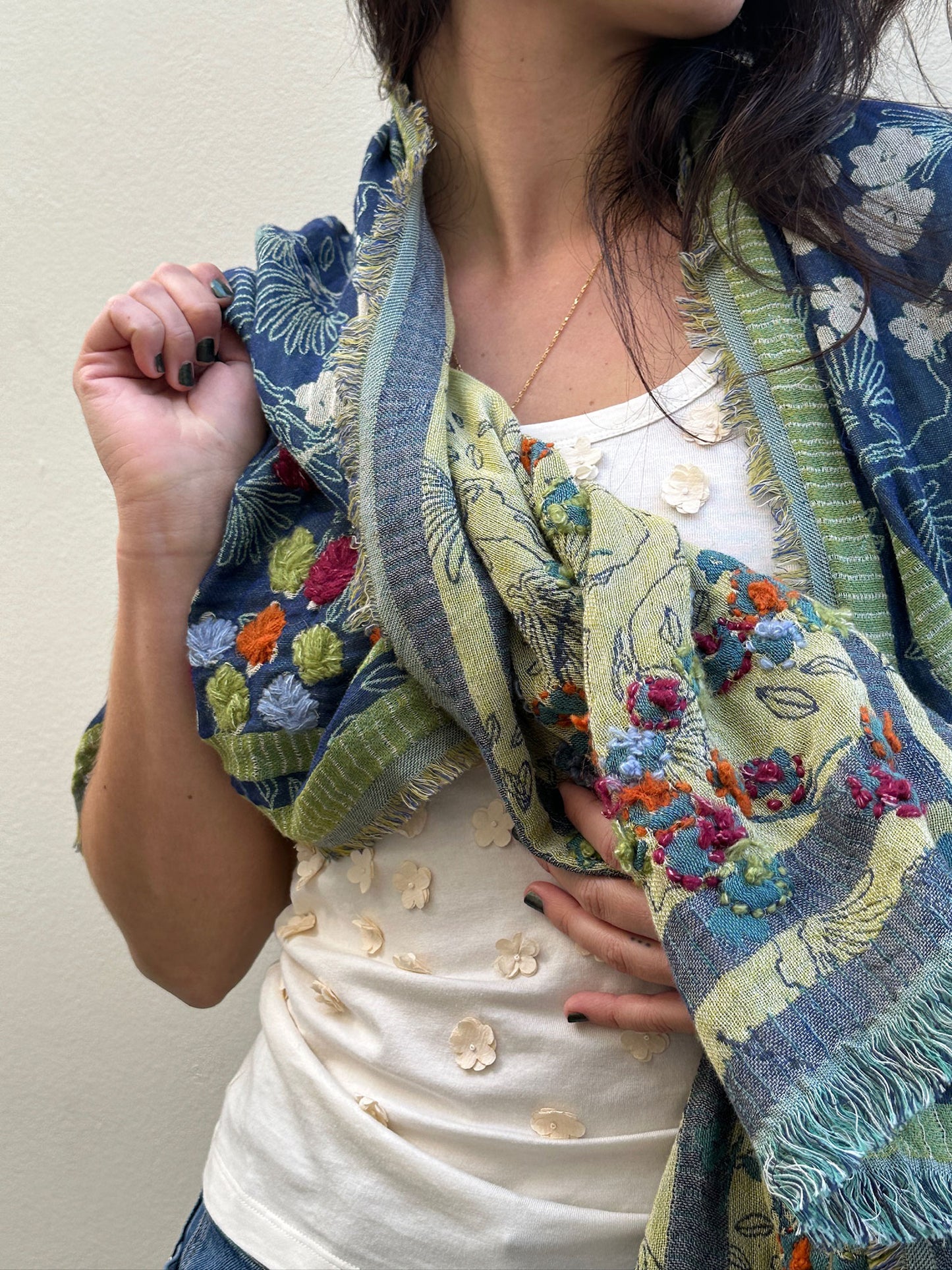 19766-EMBROIDERED FLORAL