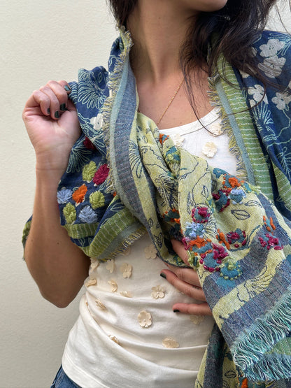 19766-EMBROIDERED FLORAL