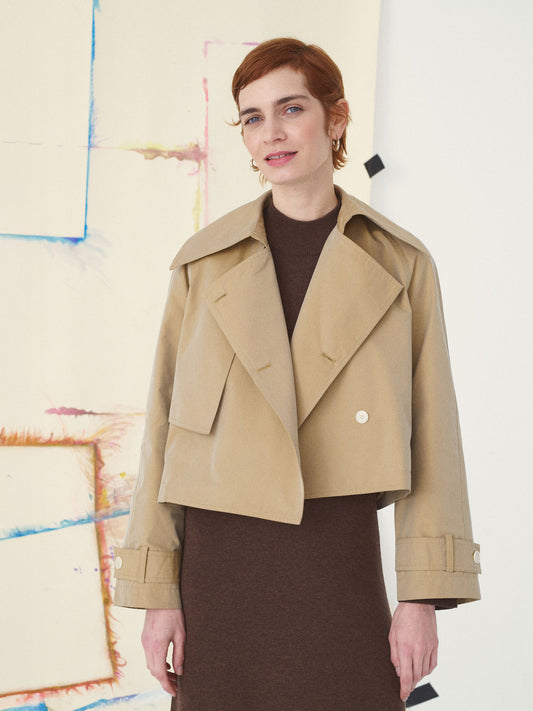 VOLVER JKT PORTRAIT BACK SAND