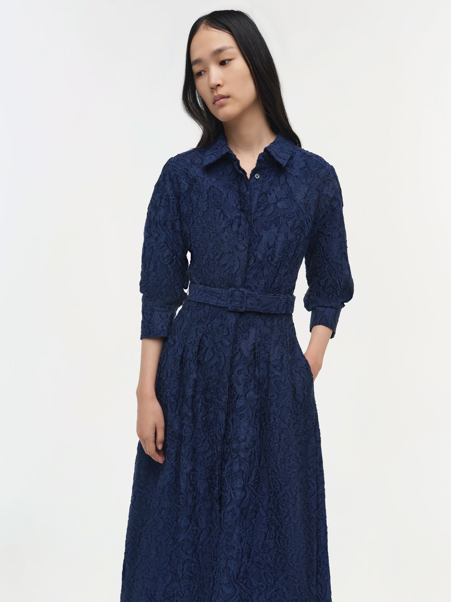 COURTNEY FLORAL GOWN - NAVY MIDNIGHT