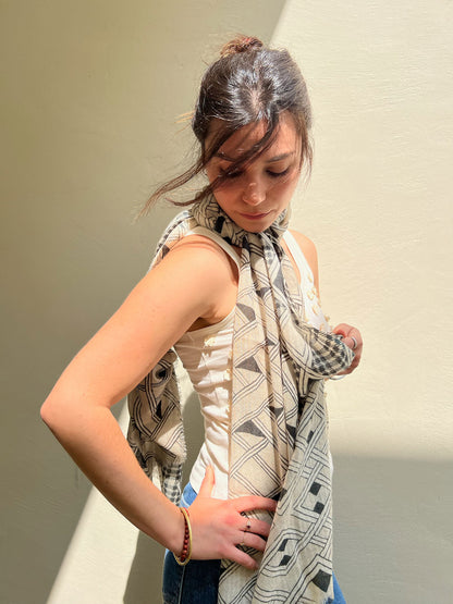 19572-ARGYLE PRINT SCARF