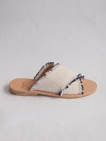 EYELASH BLACK SANDAL