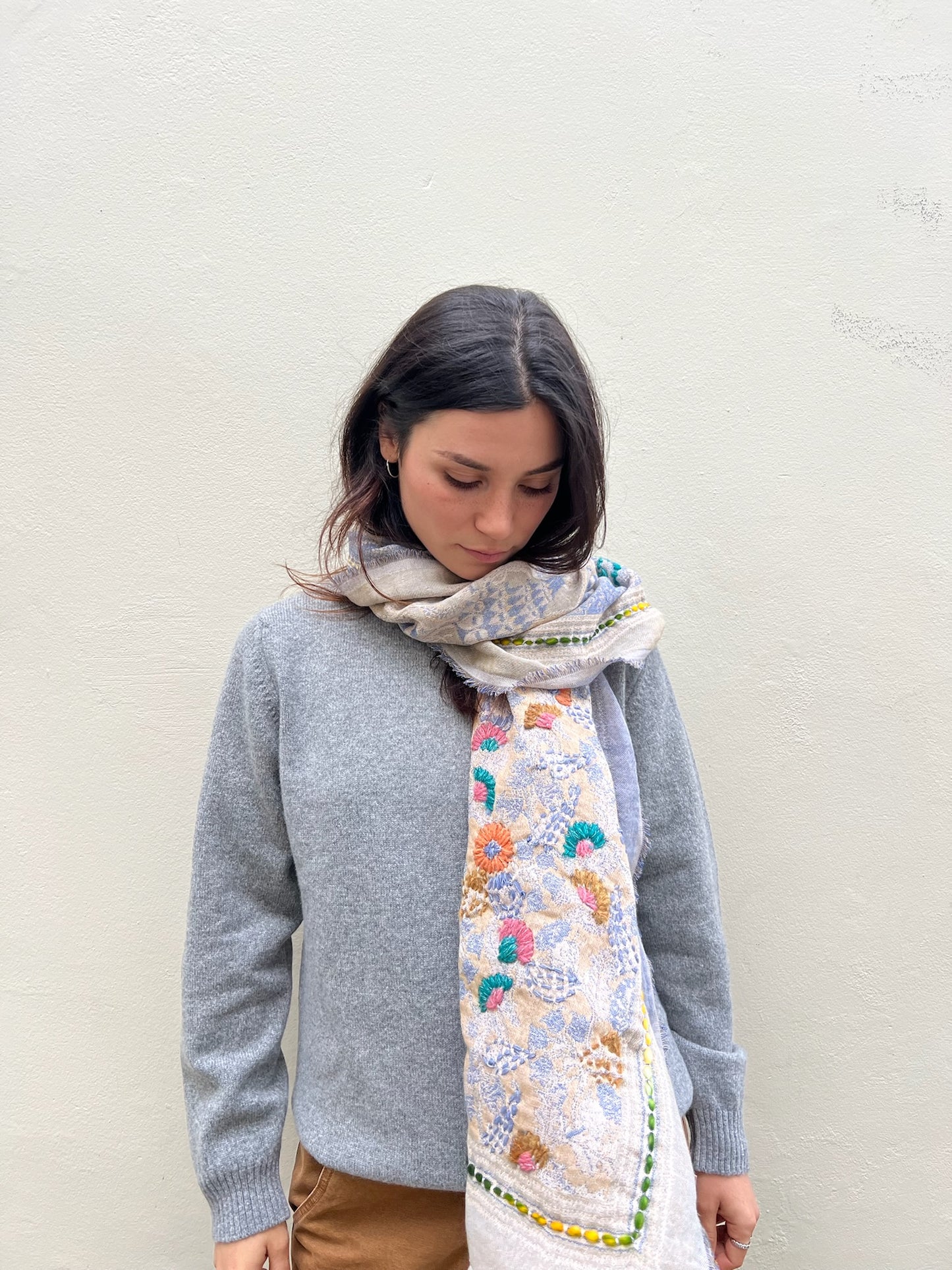 EMBROIDERED SCARF FLORAL WILD OAT