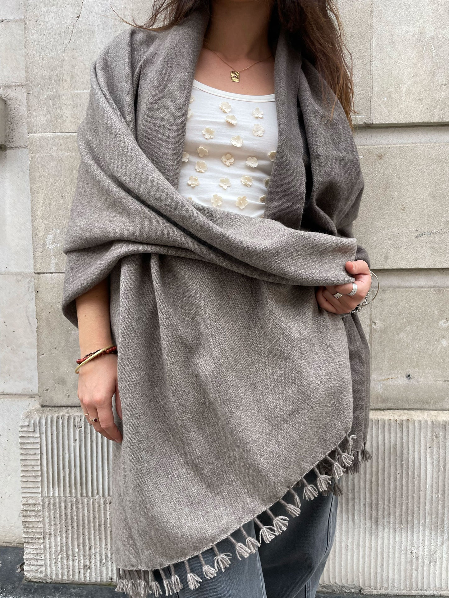 OMBREY THROW SCARF TAUPE