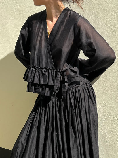 FULL PLEATS SKIRT BLACK