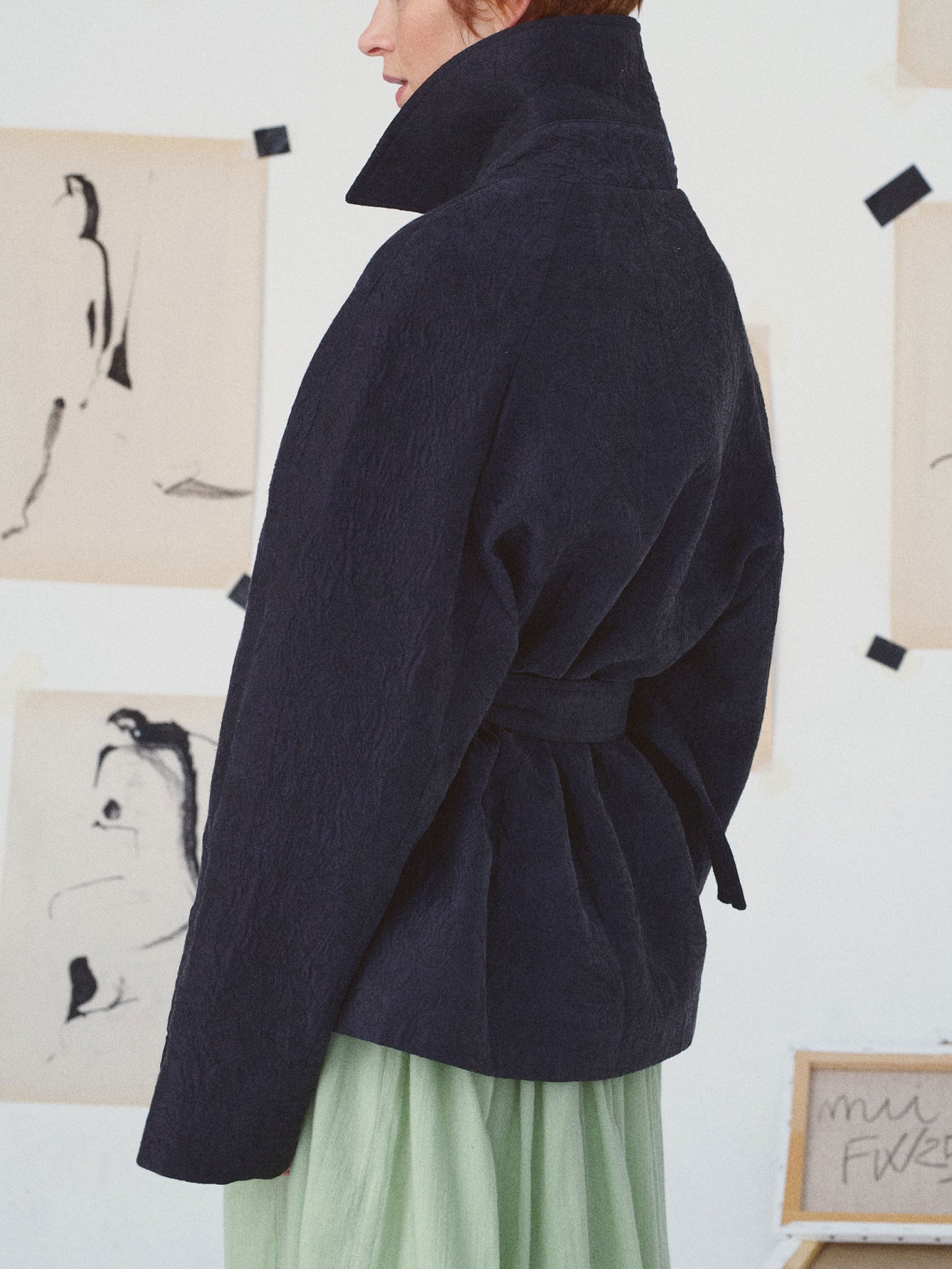 CATHISU JKT SILK EMBROIDERED BLACK SILK